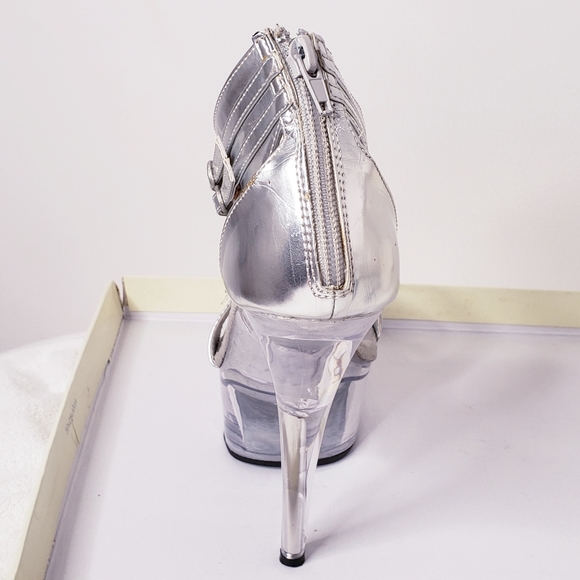 SOLD on M- "Bondage" Ankle Cuff Silver Platform, Highest Heel - Picture 3 of 16